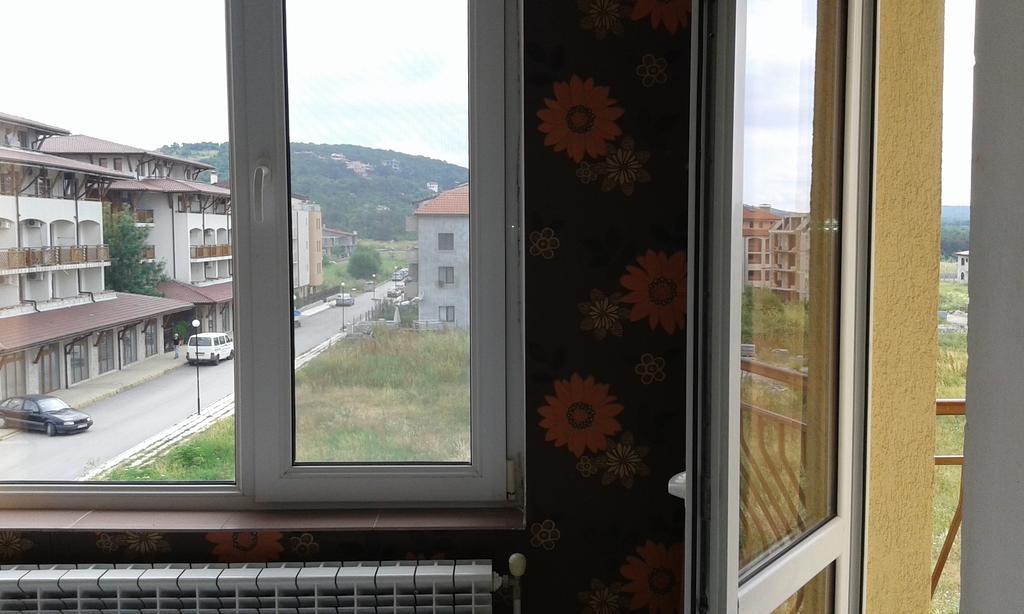 Zora Guest House Primorsko Habitación foto